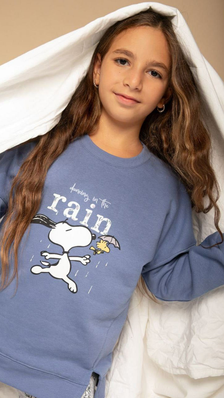 G.2 Dancing in the rain